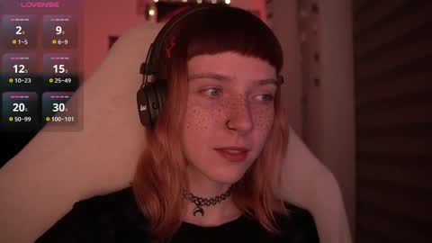 Snapshot of just_busking chatting on December 9, 4:12 am Julia online show from December 9, 4:12 am