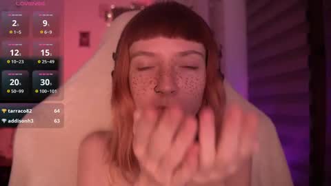 Snapshot of just_busking chatting on December 16, 3:08 am Julia online show from December 16, 3:08 am