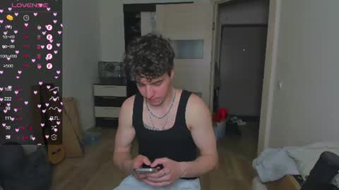 Snapshot of just_edwins chatting on June 26, 6:23 pm Edwins online show from June 26, 6:23 pm