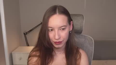 Snapshot of just_emmy chatting on May 16, 5:37 am just call me Emmy online show from May 16, 5:37 am