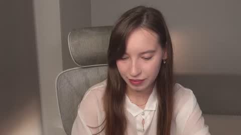 Snapshot of just_emmy chatting on July 6, 5:37 am just call me Emmy online show from July 6, 5:37 am
