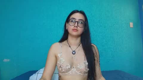  Isa y Luci  online show from June 20, 2:53 pm