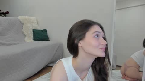 Snapshot of just_jenifer chatting on February 21, 5:58 pm Jeni online show from February 21, 5:58 pm