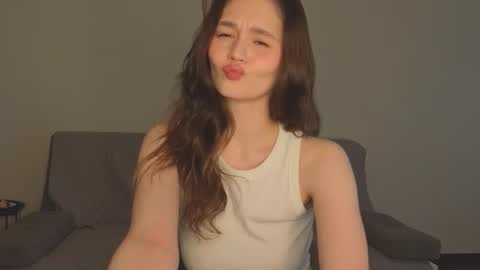 Snapshot of just_jenifer chatting on March 5, 7:59 am Jeni online show from March 5, 7:59 am