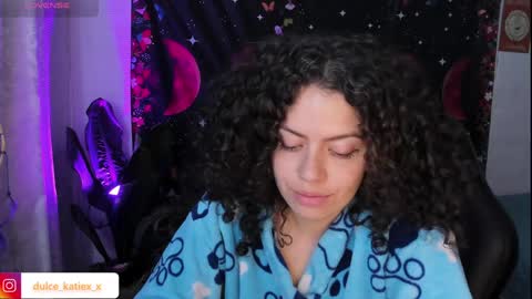 Snapshot of just_katiex chatting on January 15, 2:17 am Sofia online show from January 15, 2:17 am