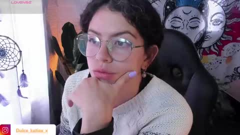 Snapshot of just_katiex chatting on February 9, 8:34 pm Sofia online show from February 9, 8:34 pm