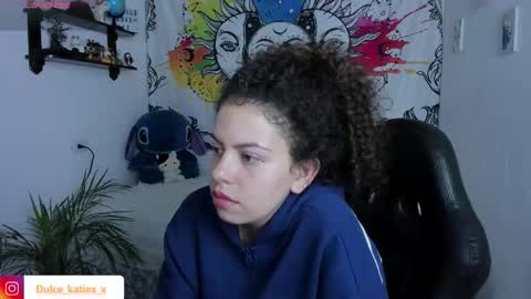 Snapshot of just_katiex chatting on November 30, 12:42 pm Sofia online show from November 30, 12:42 pm