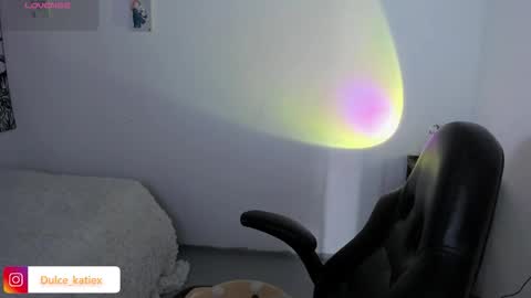 Sofia online show from February 16, 5:42 pm