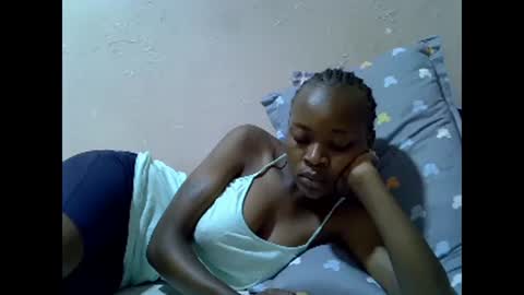 Snapshot of just_nuru chatting on February 1, 1:30 pm just_nuru online show from February 1, 1:30 pm