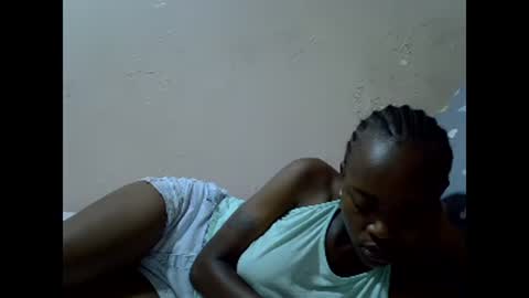 Snapshot of just_nuru chatting on February 1, 11:37 pm just_nuru online show from February 1, 11:37 pm