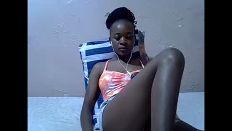 Snapshot of just_nuru chatting on February 14, 8:48 pm just_nuru online show from February 14, 8:48 pm