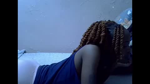 Snapshot of just_nuru chatting on February 25, 8:30 pm just_nuru online show from February 25, 8:30 pm