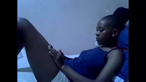 Snapshot of just_nuru chatting on March 9, 1:25 am just_nuru online show from March 9, 1:25 am