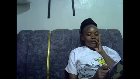 Snapshot of just_nuru chatting on October 4, 9:07 am just_nuru online show from October 4, 9:07 am