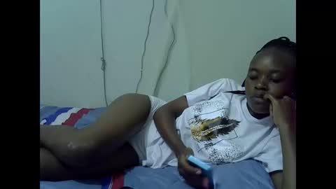 Snapshot of just_nuru chatting on December 1, 7:08 pm just_nuru online show from December 1, 7:08 pm