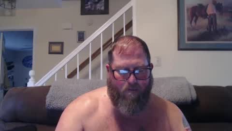 Snapshot of justaguyandnaked chatting on February 3, 10:00 pm justaguyandnaked online show from February 3, 10:00 pm