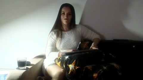 JustAnne online show from December 15, 6:01 pm