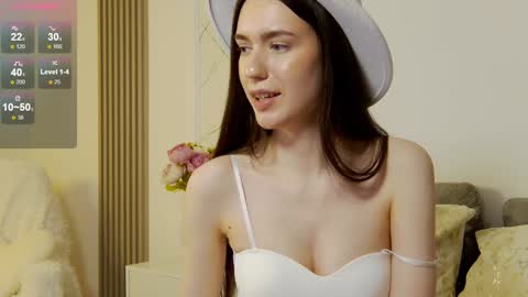 Snapshot of justbarbie_new_ chatting on December 11, 7:36 pm Katarina online show from December 11, 7:36 pm