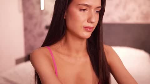 Snapshot of justbarbie_new_ chatting on November 9, 8:18 pm Katarina online show from November 9, 8:18 pm