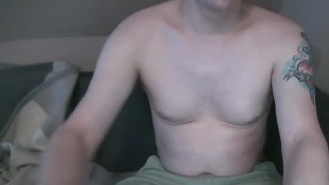 Snapshot of justboriing chatting on June 20, 9:28 pm justboriing online show from June 20, 9:28 pm