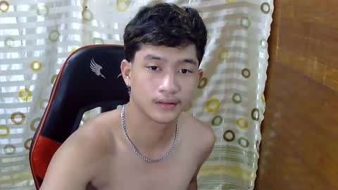 Cyril online show from March 27, 9:03 pm