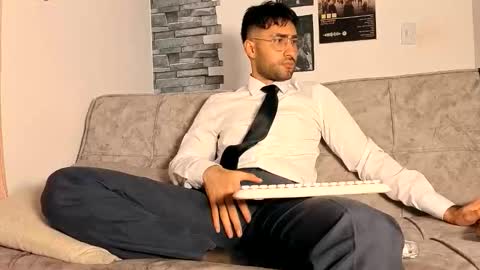 Snapshot of justdavid_ chatting on May 20, 12:39 am David online show from May 20, 12:39 am