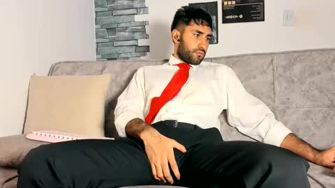 Snapshot of justdavid_ chatting on May 28, 9:01 pm David online show from May 28, 9:01 pm