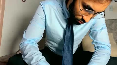 Snapshot of justdavid_ chatting on May 29, 8:18 pm David online show from May 29, 8:18 pm