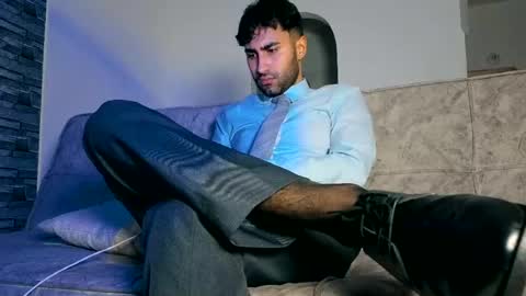 Snapshot of justdavid_ chatting on July 12, 3:08 am David online show from July 12, 3:08 am