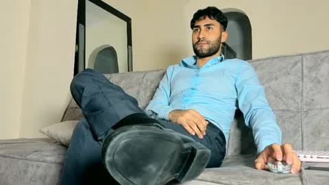 Snapshot of justdavid_ chatting on August 1, 4:01 am David online show from August 1, 4:01 am