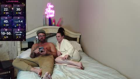 Snapshot of justhavingfunfucking chatting on March 29, 3:17 am justhavingfunfucking online show from March 29, 3:17 am