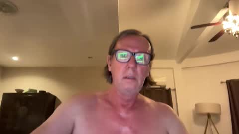 justin_hornyyyy online show from December 19, 11:28 am