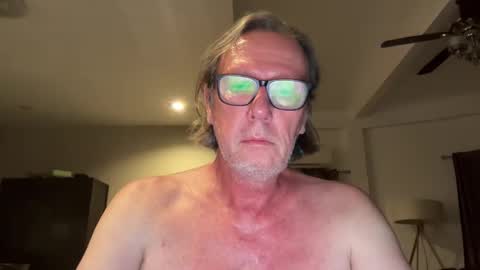 justin_hornyyyy online show from December 20, 11:39 am