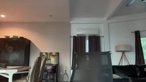 justin_hornyyyy online show from December 20, 11:45 pm