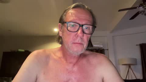 justin_hornyyyy online show from December 21, 2:13 pm