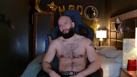 Snapshot of justin_hton chatting on November 10, 11:09 am Justin online show from November 10, 11:09 am