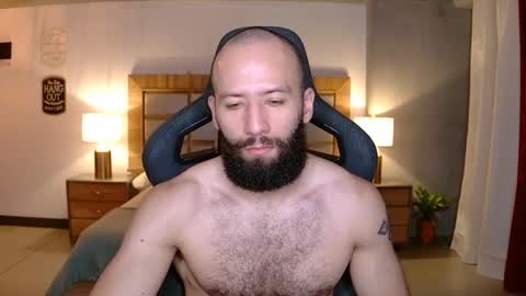 Snapshot of justin_hton chatting on November 30, 11:42 pm Justin online show from November 30, 11:42 pm