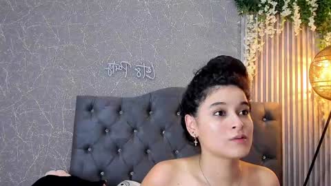 Snapshot of justin_jazmin chatting on February 3, 10:00 pm JUSTIN Y JAZMIN online show from February 3, 10:00 pm