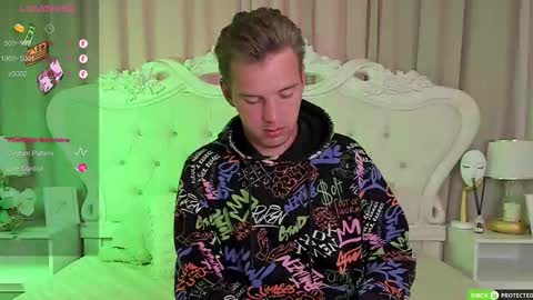 Snapshot of justin_reed chatting on November 28, 8:39 am Arthur online show from November 28, 8:39 am