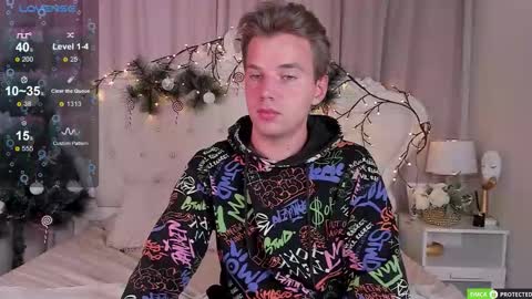 Arthur online show from December 20, 8:32 am