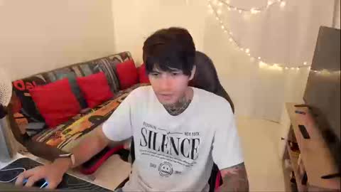 Diego online show from March 13, 2:56 pm