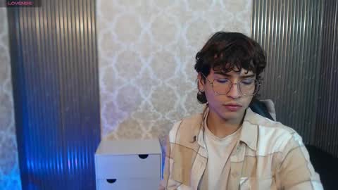  justin  online show from February 20, 3:36 am