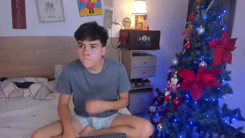 Justin online show from December 21, 11:01 pm