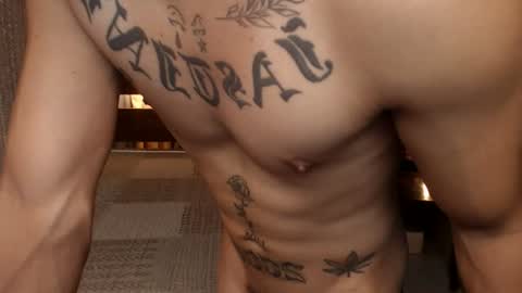 justine_hunk online show from June 17, 8:32 pm