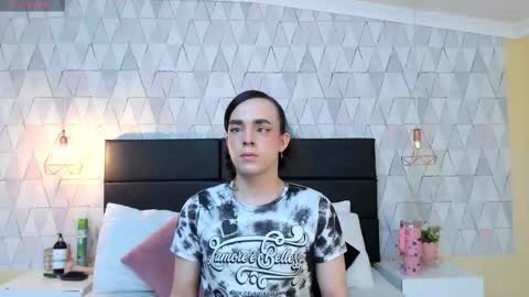 Justine online show from November 19, 2:44 am