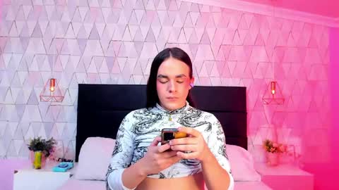 Justine online show from May 24, 3:55 am