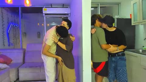 justingtime21 online show from February 6, 10:07 am