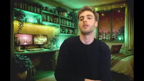 Snapshot of justinnordick chatting on May 8, 10:31 am Hologram Guy online show from May 8, 10:31 am