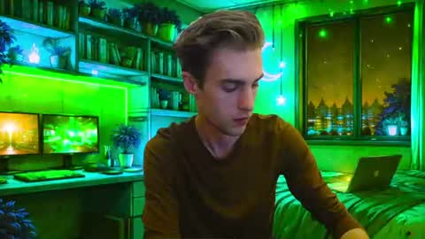 Snapshot of justinnordick chatting on June 10, 4:23 am Hologram Guy online show from June 10, 4:23 am