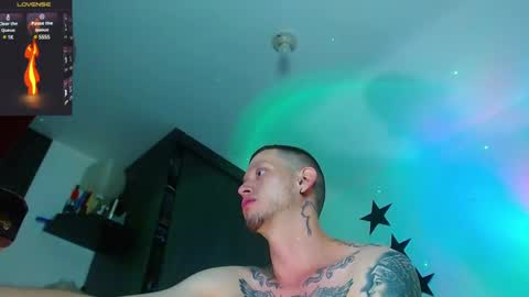 Justinsc online show from January 28, 7:22 am